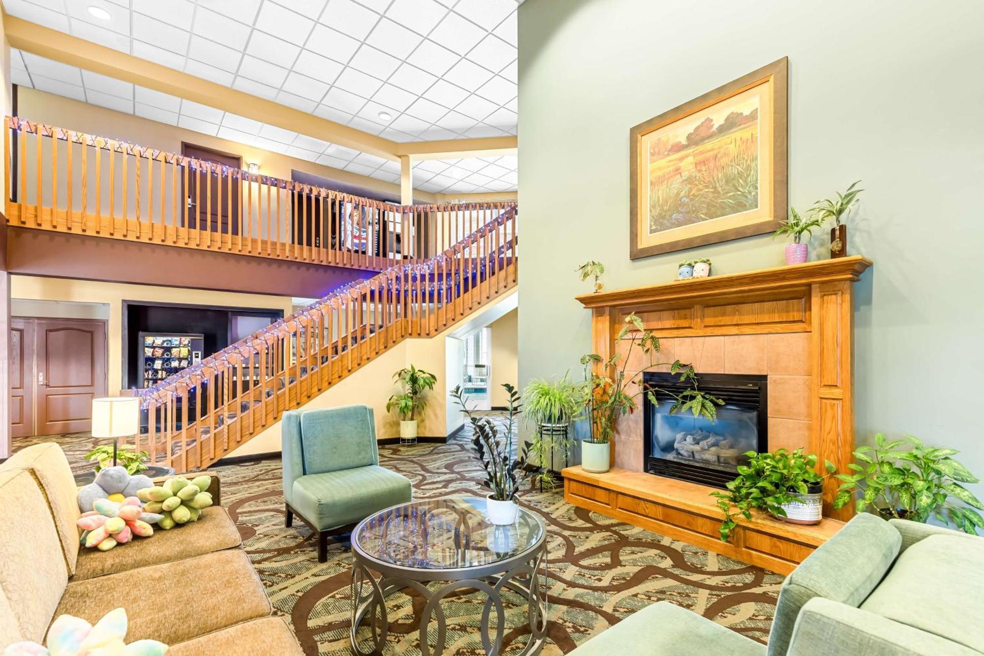 Best Western Holiday Manor Newton Buitenkant foto